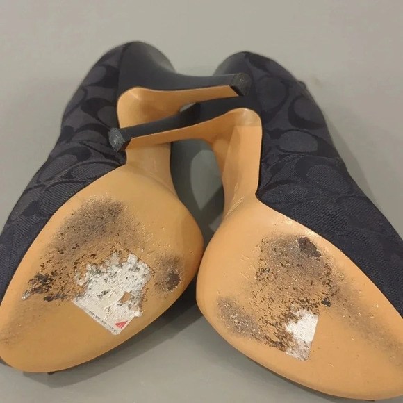 Coach Heels Peep Toe size 7 Black - Picture 10 of 13